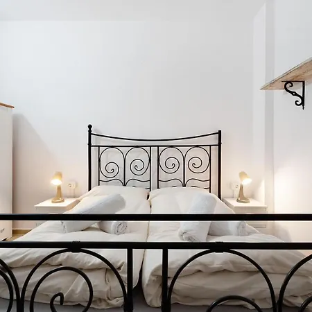 Apartment Doris Guimar